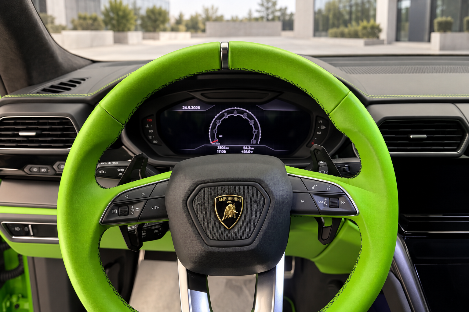 2025 Lamborghini Urus S - 